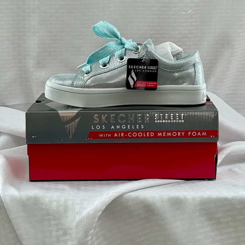 🥰👟 Skechers Metallics